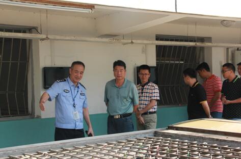 市发改委:组织党员干部参观市看守所开展警示教育活动
